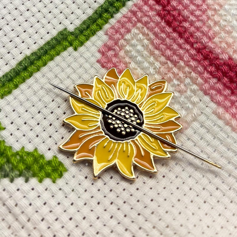 Amesuspes Needle Minder for Keeping Sewing & Embroidery Needles – Magnetic Needlepoint Holder, Cross Stitch Supplies – Secure & Decorative Needle Minders for Stitching & Crafting (Sunflower) - Image 2